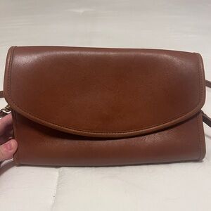 Coach Vintage Sterling British Tan Leather Clutch 9945